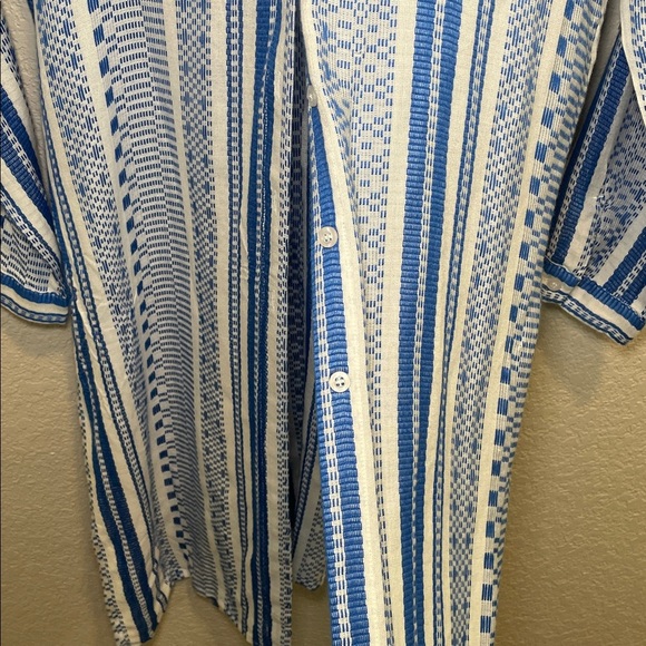 en Creme Blue and White Striped Woven Tunic Medium NWT - Picture 6 of 8